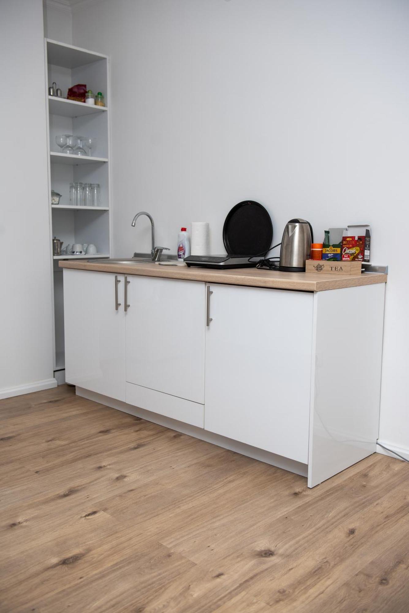 Central Apartment Кониц Экстерьер фото